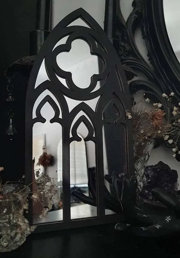 Gothic Arch | MIRROR