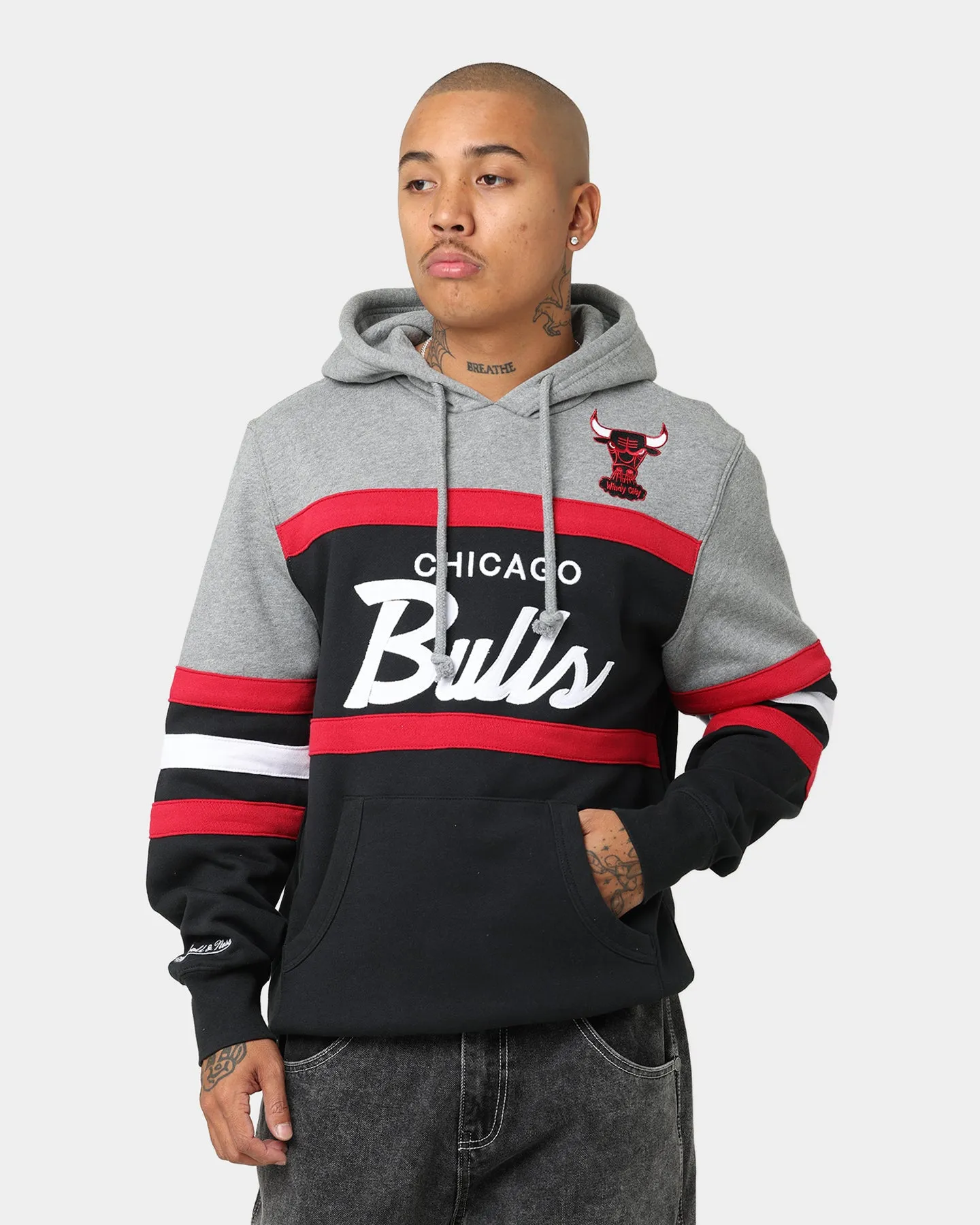 Mitchell & Ness Chicago Bulls Head Coach Hoodie Black