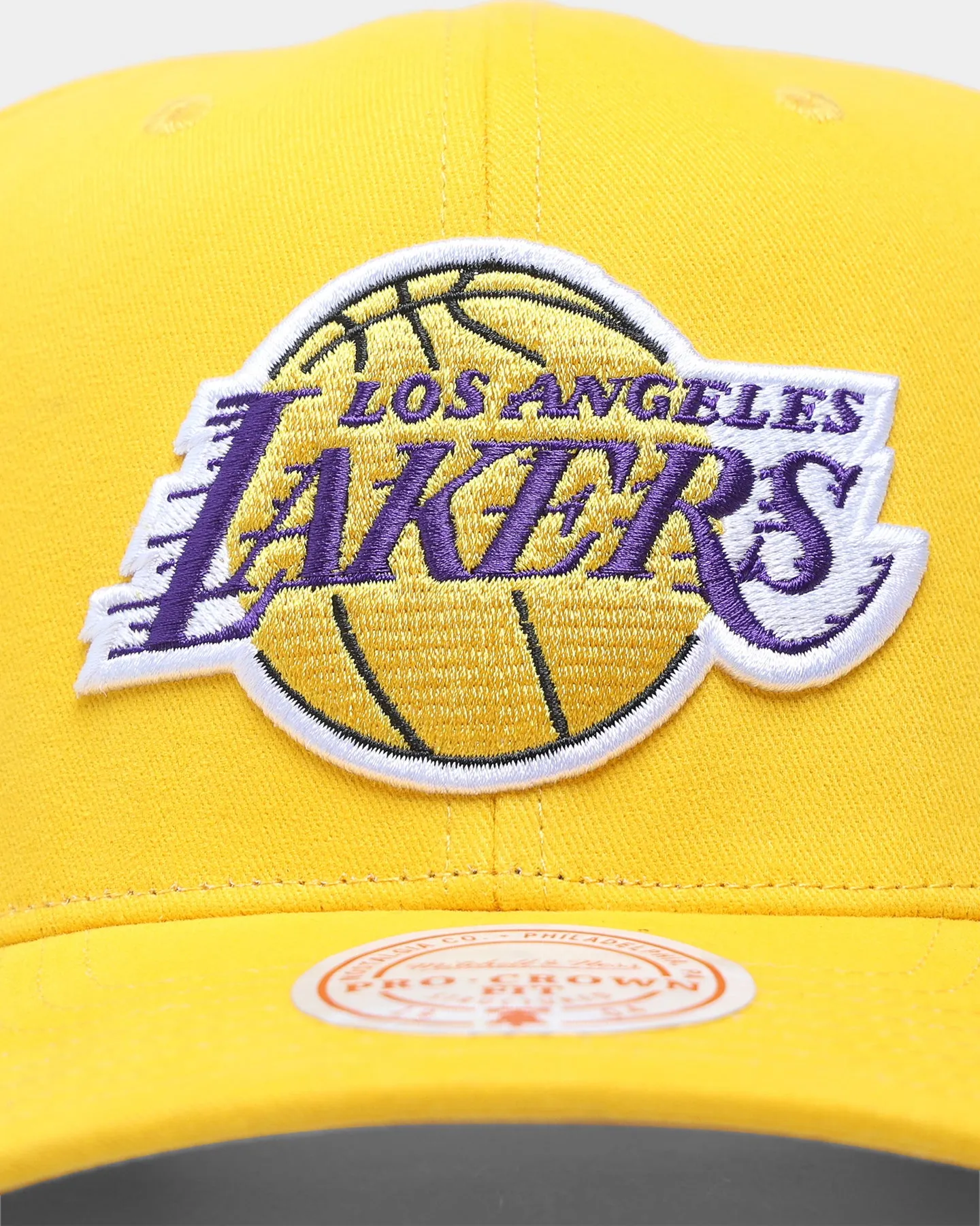 Mitchell & Ness Los Angeles Lakers 'Easy Win' Pro Crown Snapback Yellow