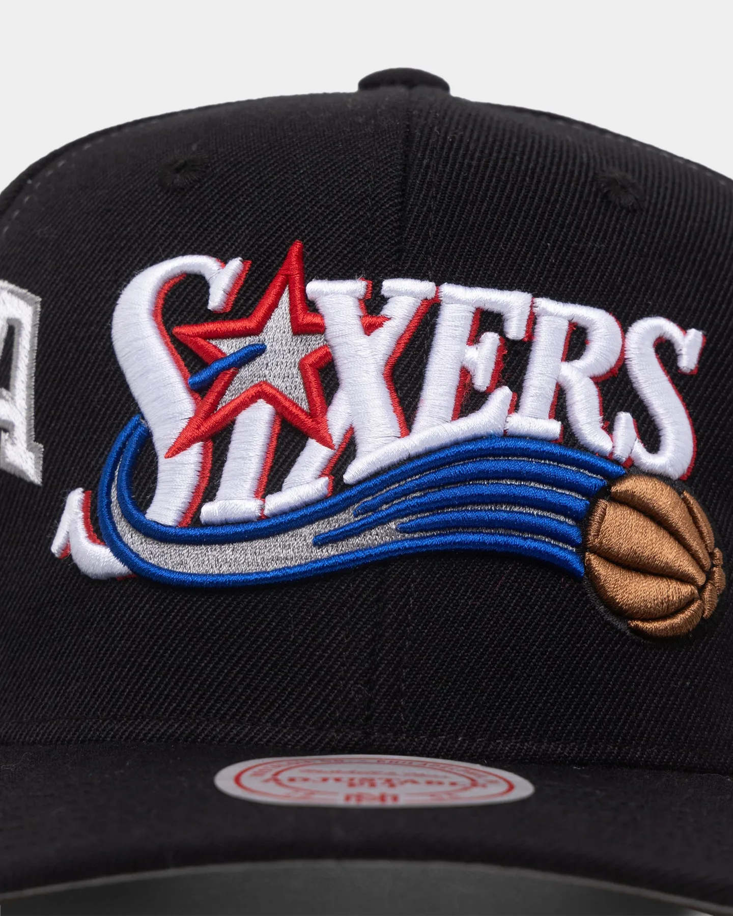 Mitchell & Ness Philadelphia 76ers 'Highway' Pro Crown Snapback Black