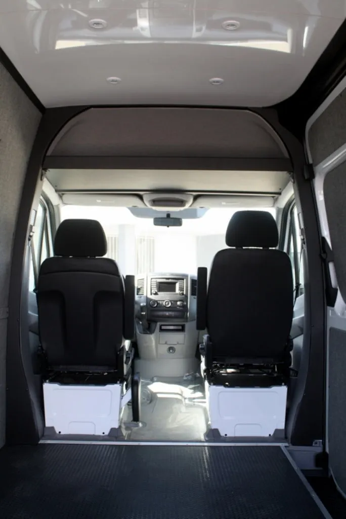 Signature Series Sprinter Van 144