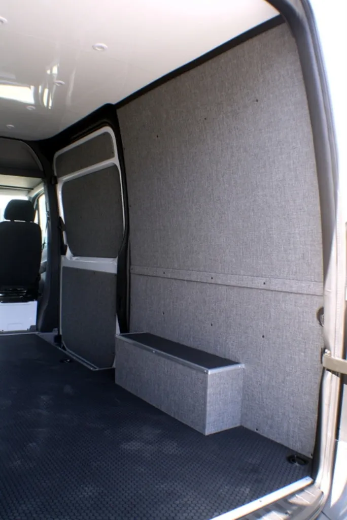 Signature Series Sprinter Van 144