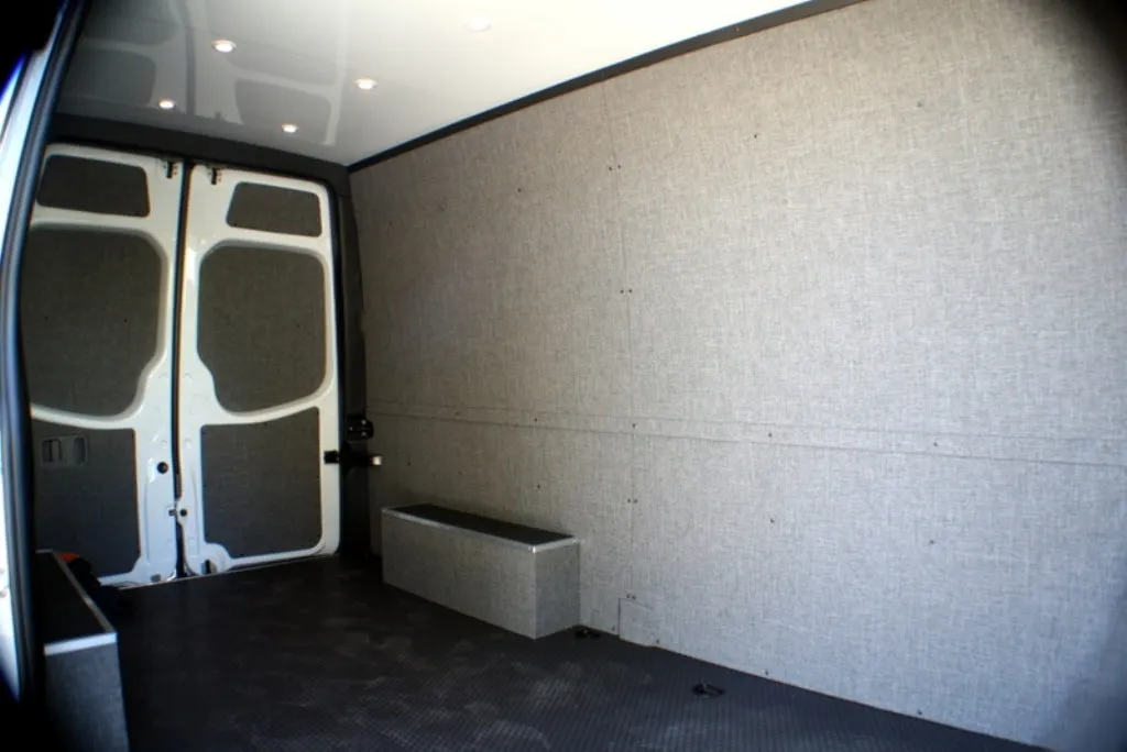 Signature Series Sprinter Van 144