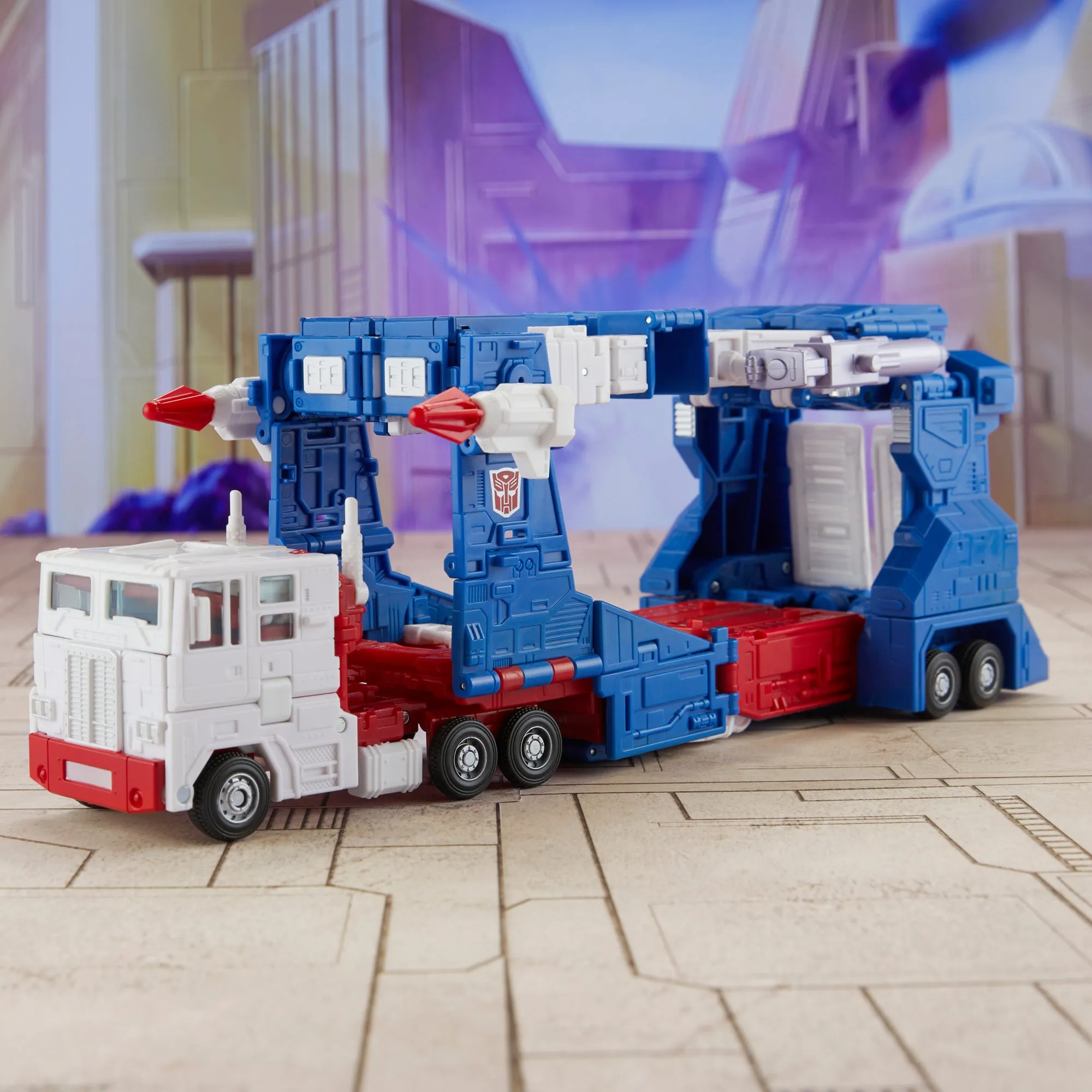 Transformers Studio Series Commander The Transformers: The Movie 86-21 Ultra Magnus